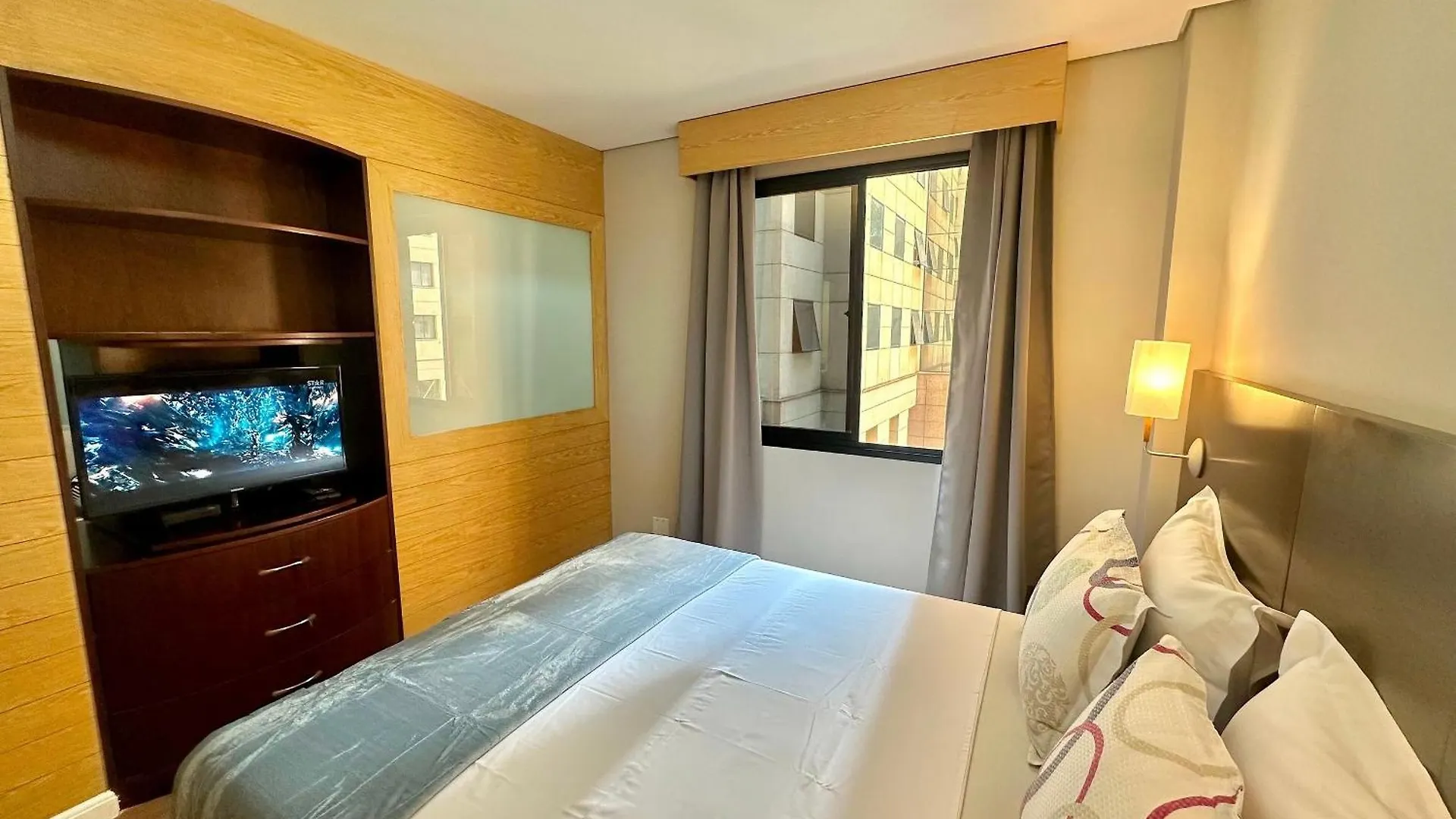 Times Square Jamaris 100 - Uh 211 Hotel Sao Paulo Brazil